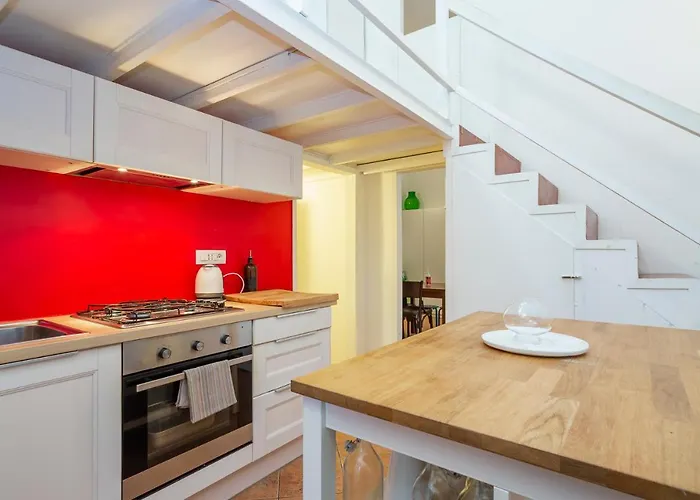 Flat In Isola De Castillia 22