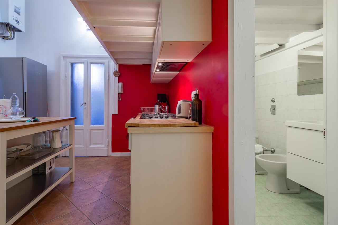 Flat In Isola De Castillia 22 Apartment