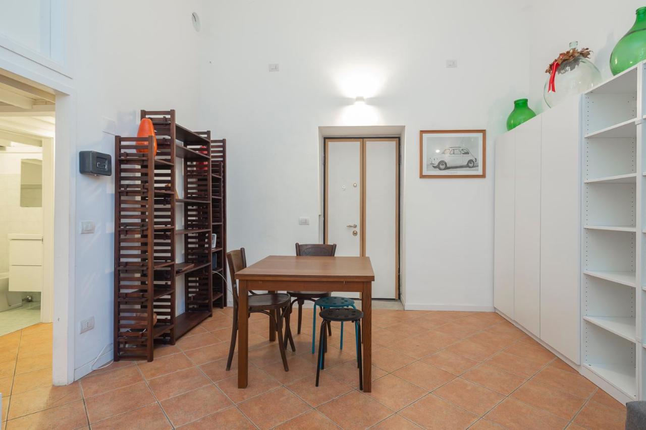 Flat In Isola De Castillia 22 Milan